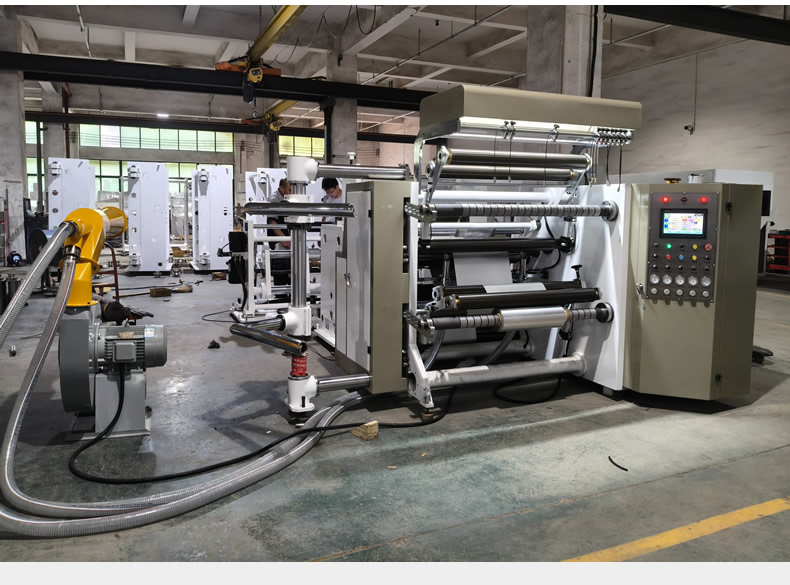 壓紋分切一體機(jī) 壓紋分切一體機(jī)